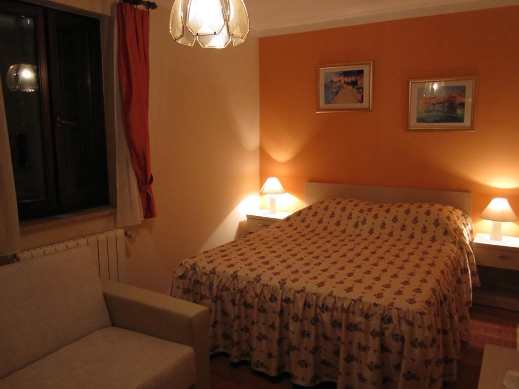 Apartments Mediteraneo Tar-Vabriga Værelse billede