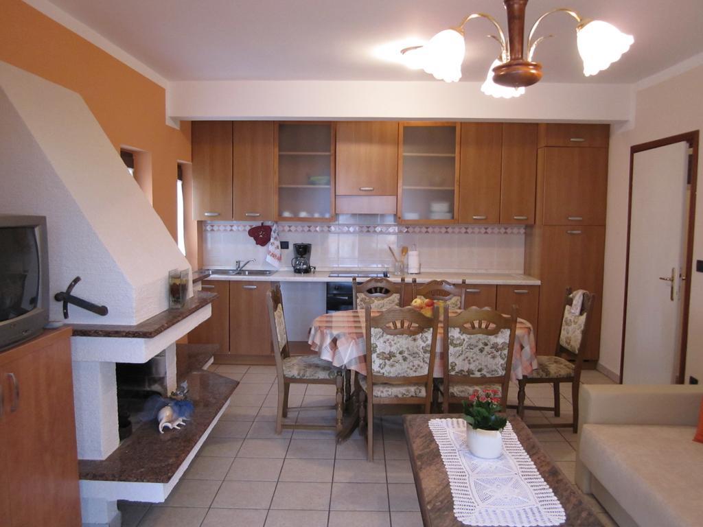 Apartments Mediteraneo Tar-Vabriga Værelse billede